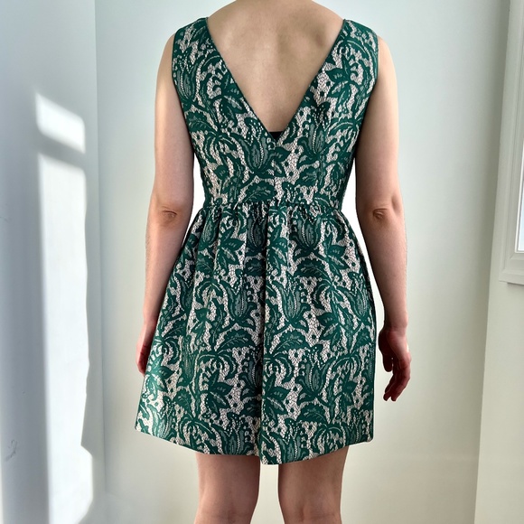 Zara Green Lace Mini Dress - Picture 3 of 9